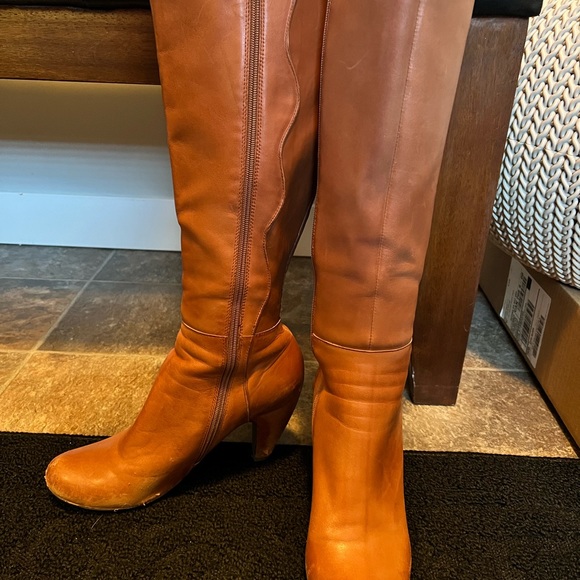 Miz Mooz size 10 cognac heel boots - Picture 2 of 5